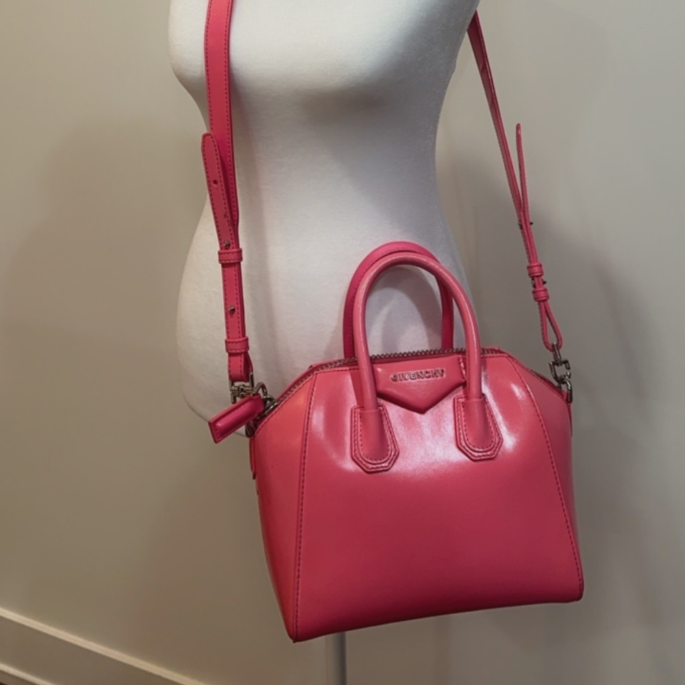 Givenchy Mini Antigona in Pink